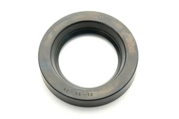 Značkový Gufero 42x65x12 G