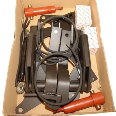 SK0017863-CZ20260306-083332-0-1772757212-size5-PROD023269 Závěs přední 3bodový Limitovaná Edice