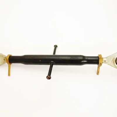 SK0018975-CZ20260306-083332-0-1772757212-size5-PROD017308 Zetor 7245-5014 Táhlo horní Vysoce Kvalitní