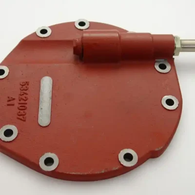 SK0019921-CZ20260306-083332-0-1772757212-size5-PROD008062 Zetor 53.420.025 / 53.420.029 / 53.422.018 Víko úplné s ventilem Bezpečná Platba