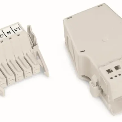 831-3105/1019-050 Socket Prémiový