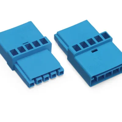 SK0231434-CZ20260306-083626-0-1772757395-pim-1585259_1 890-619 1 x plug / 1 x socket 5-pole, bl Odeslání Ihned